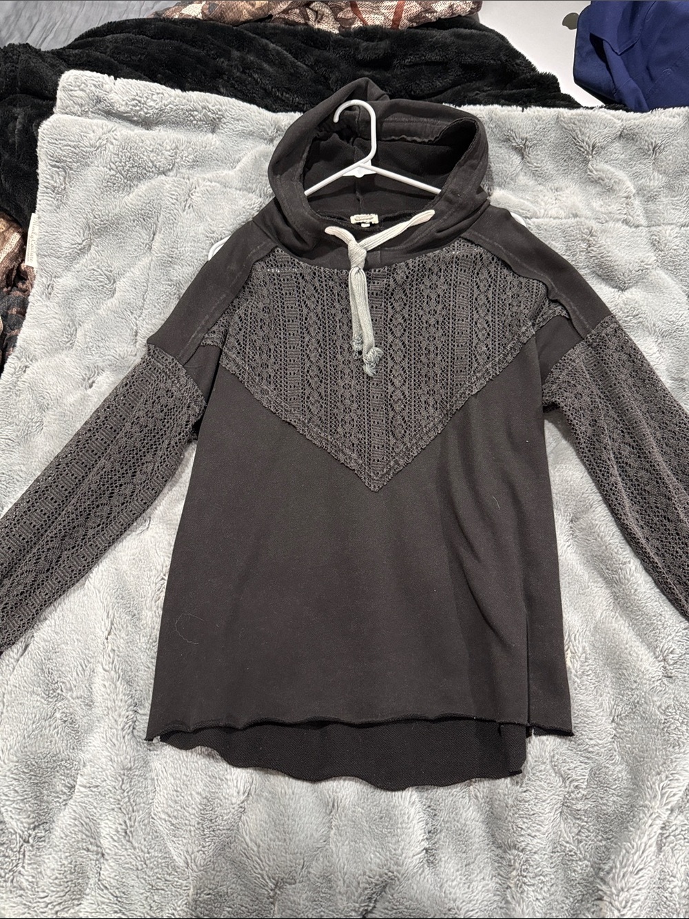 gimmicks by BKE Black Lace-Panel Hoodie Sweater